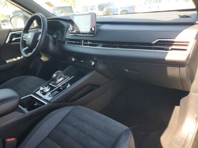 2022 Mitsubishi Outlander Black Edition