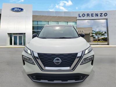2022 Nissan Rogue SL