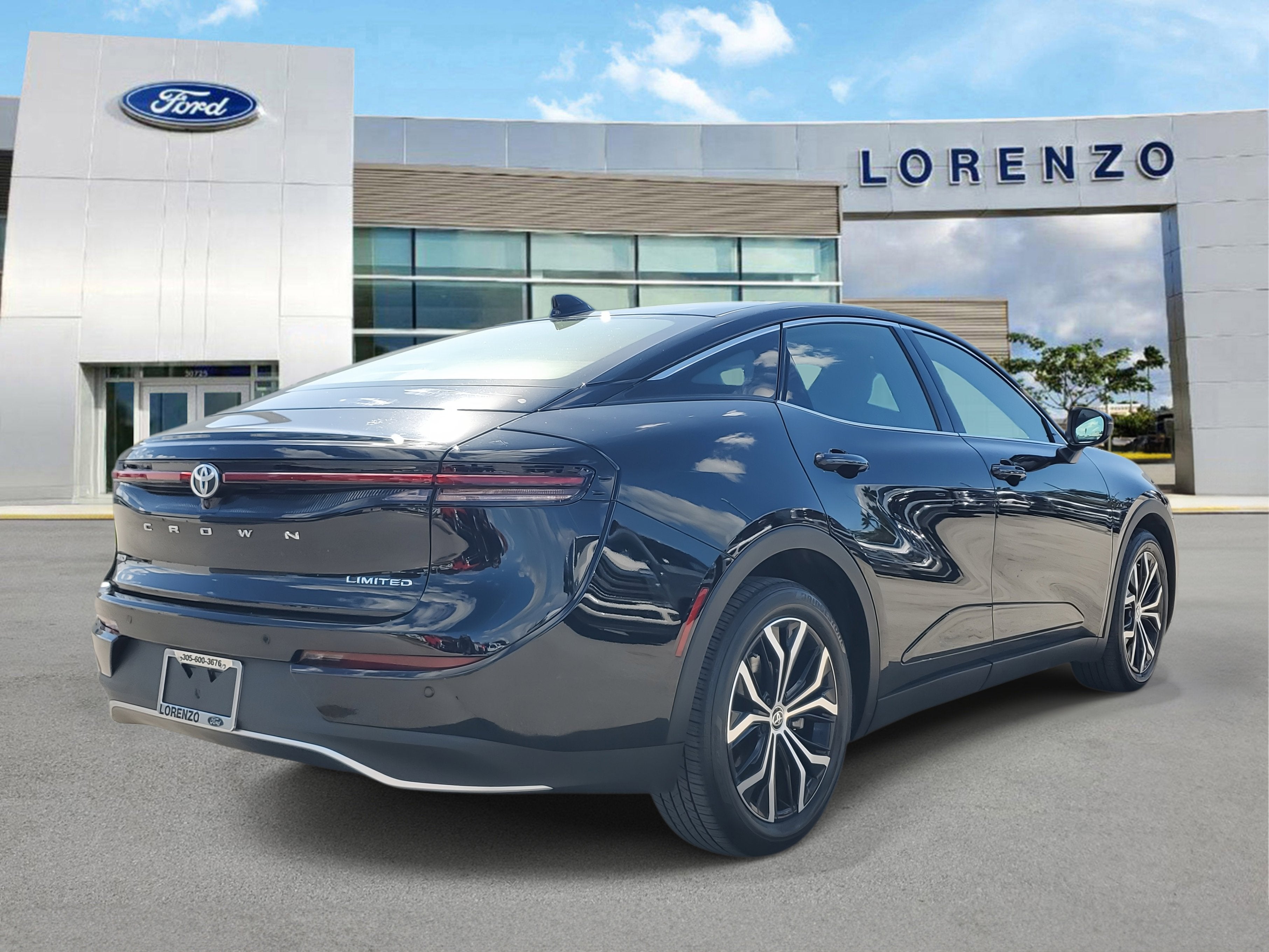 2023 Toyota Crown Limited