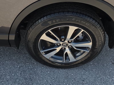 2017 Toyota RAV4 XLE