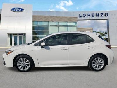 2025 Toyota Corolla Hatchback SE