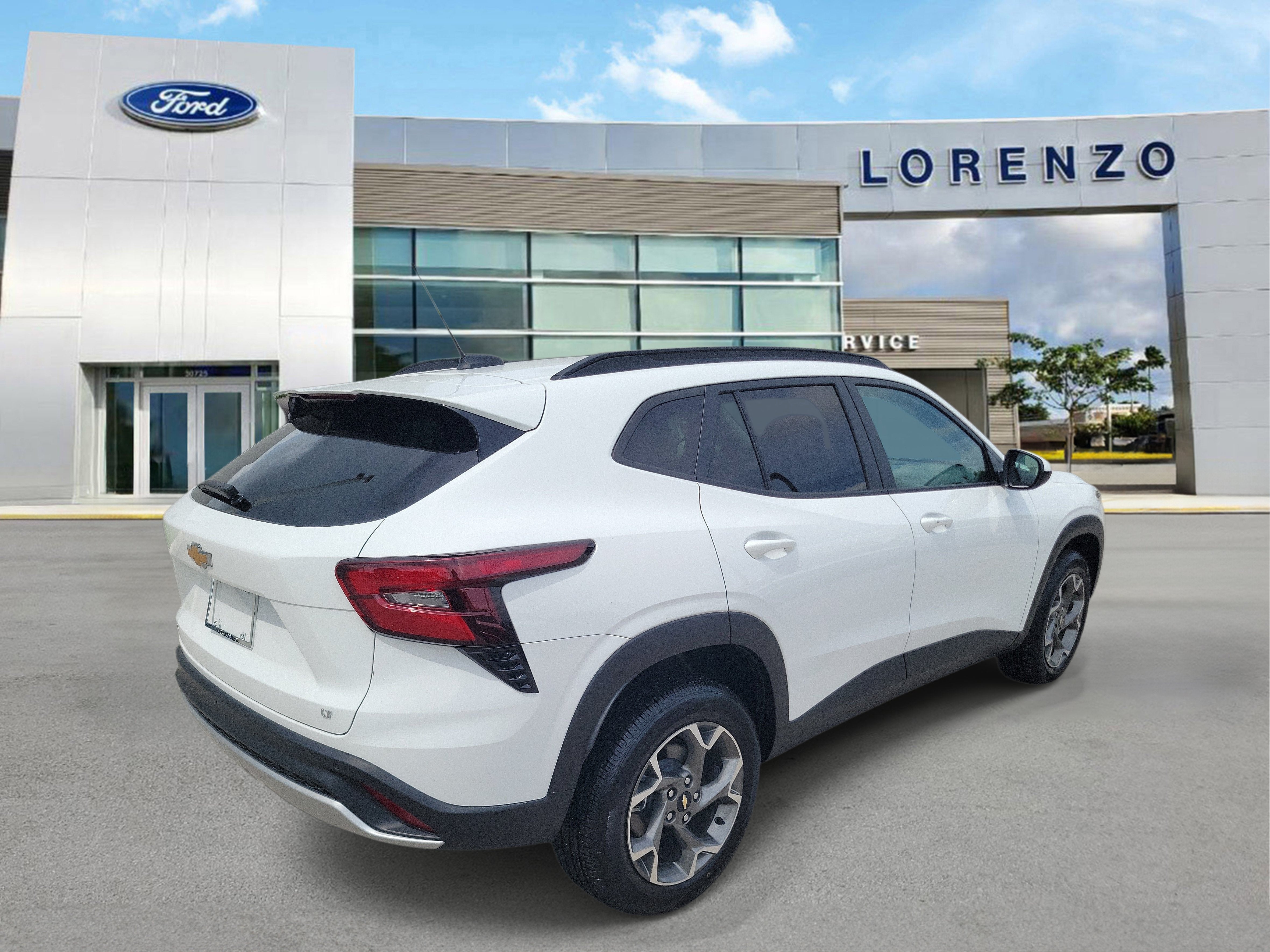 2025 Chevrolet Trax LT