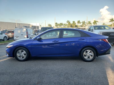 2025 Hyundai Elantra SE