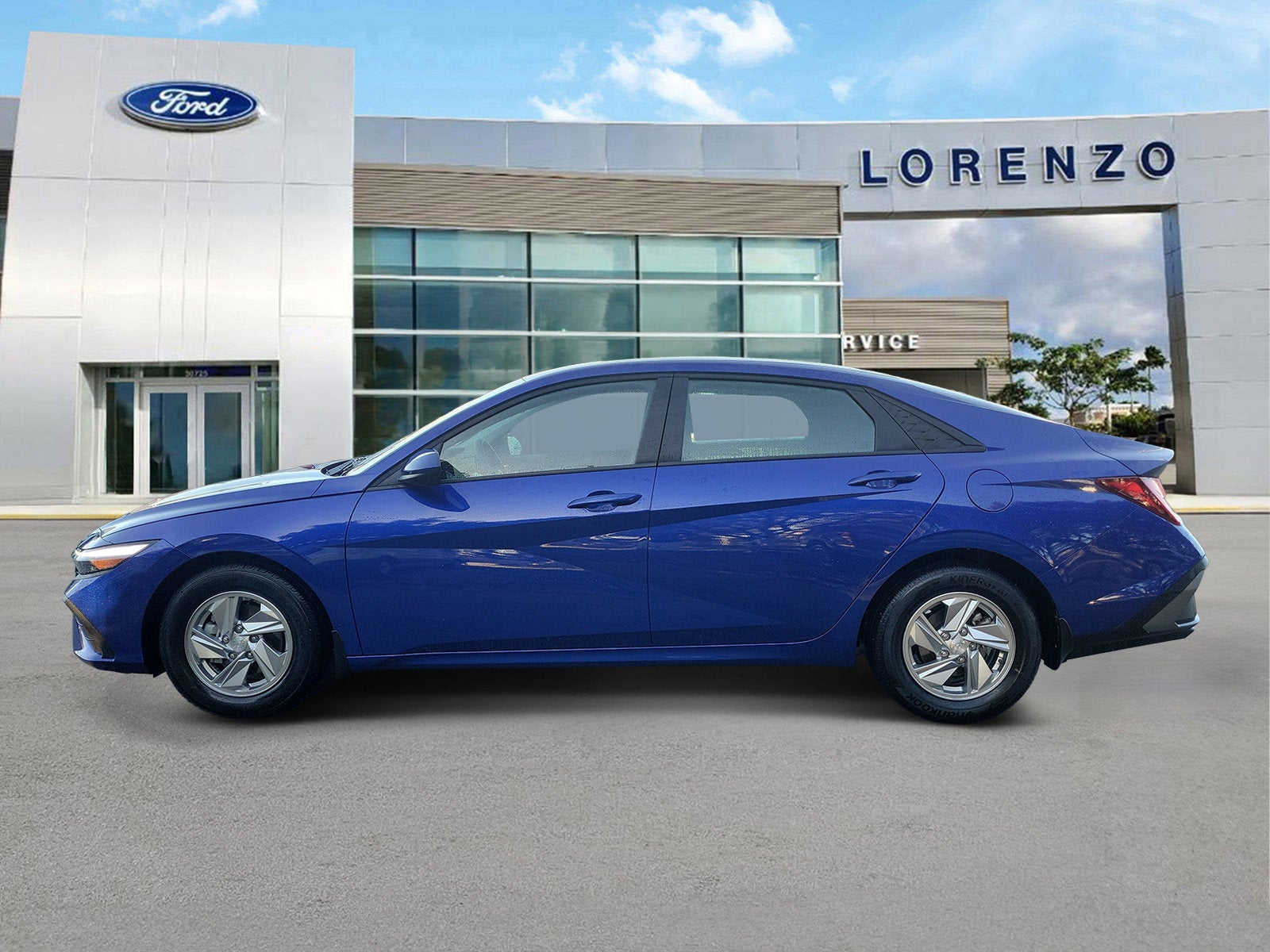 2025 Hyundai Elantra SE