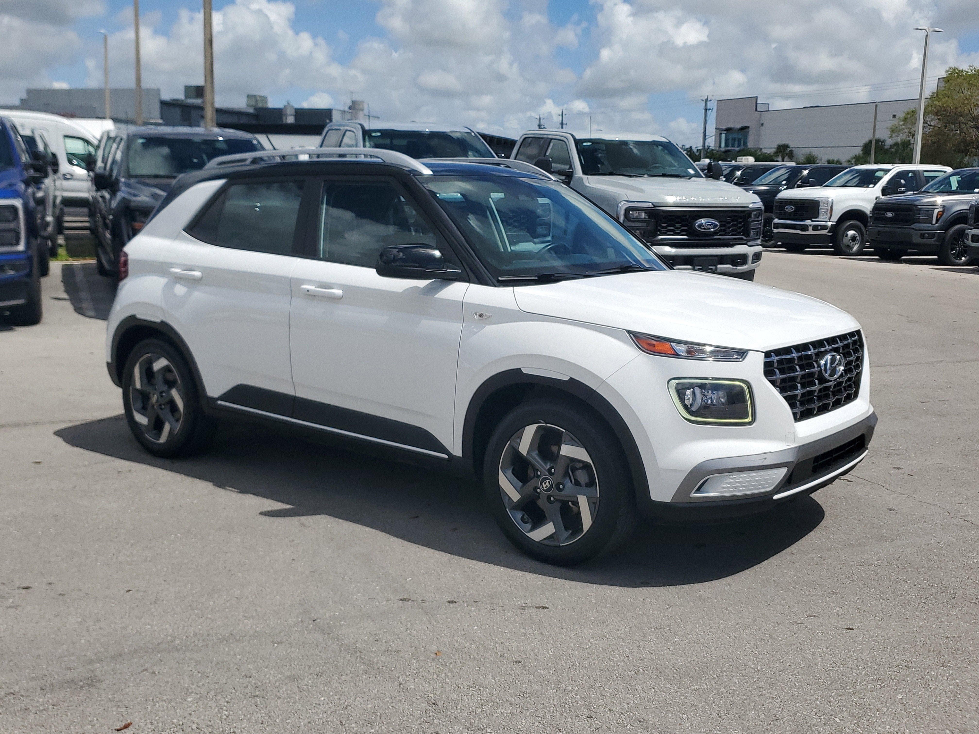 2023 Hyundai Venue Limited