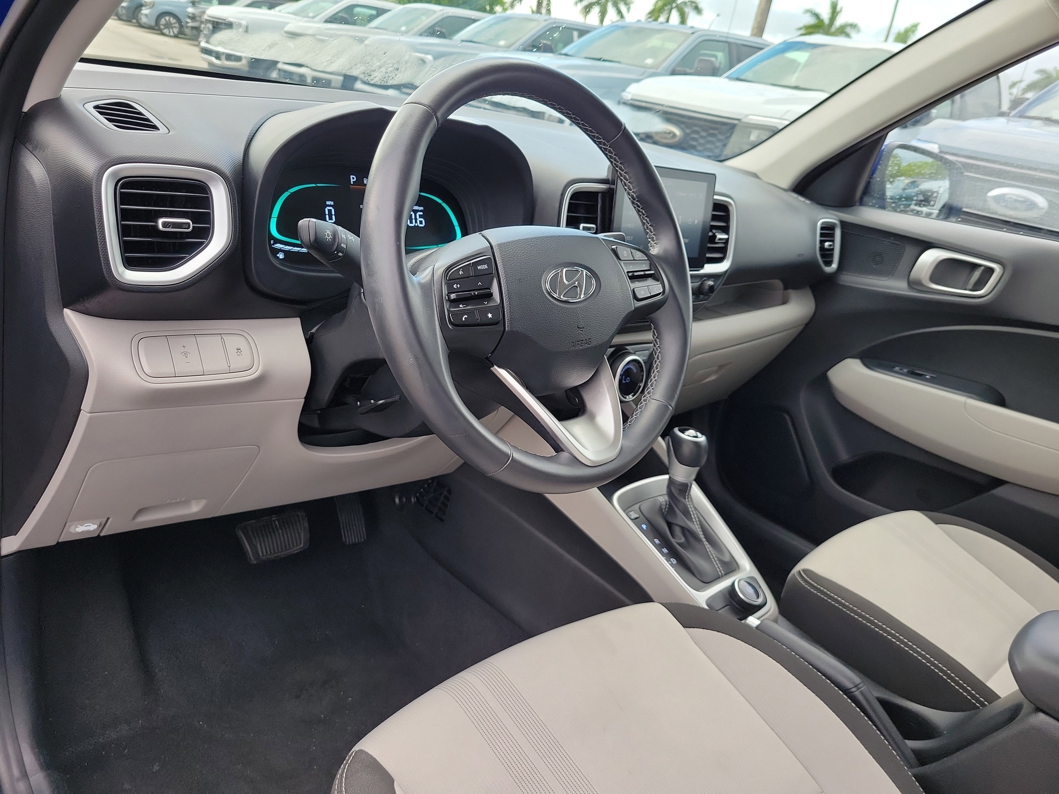 2025 Hyundai Venue SEL