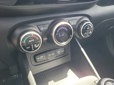 2022 Hyundai Venue SEL
