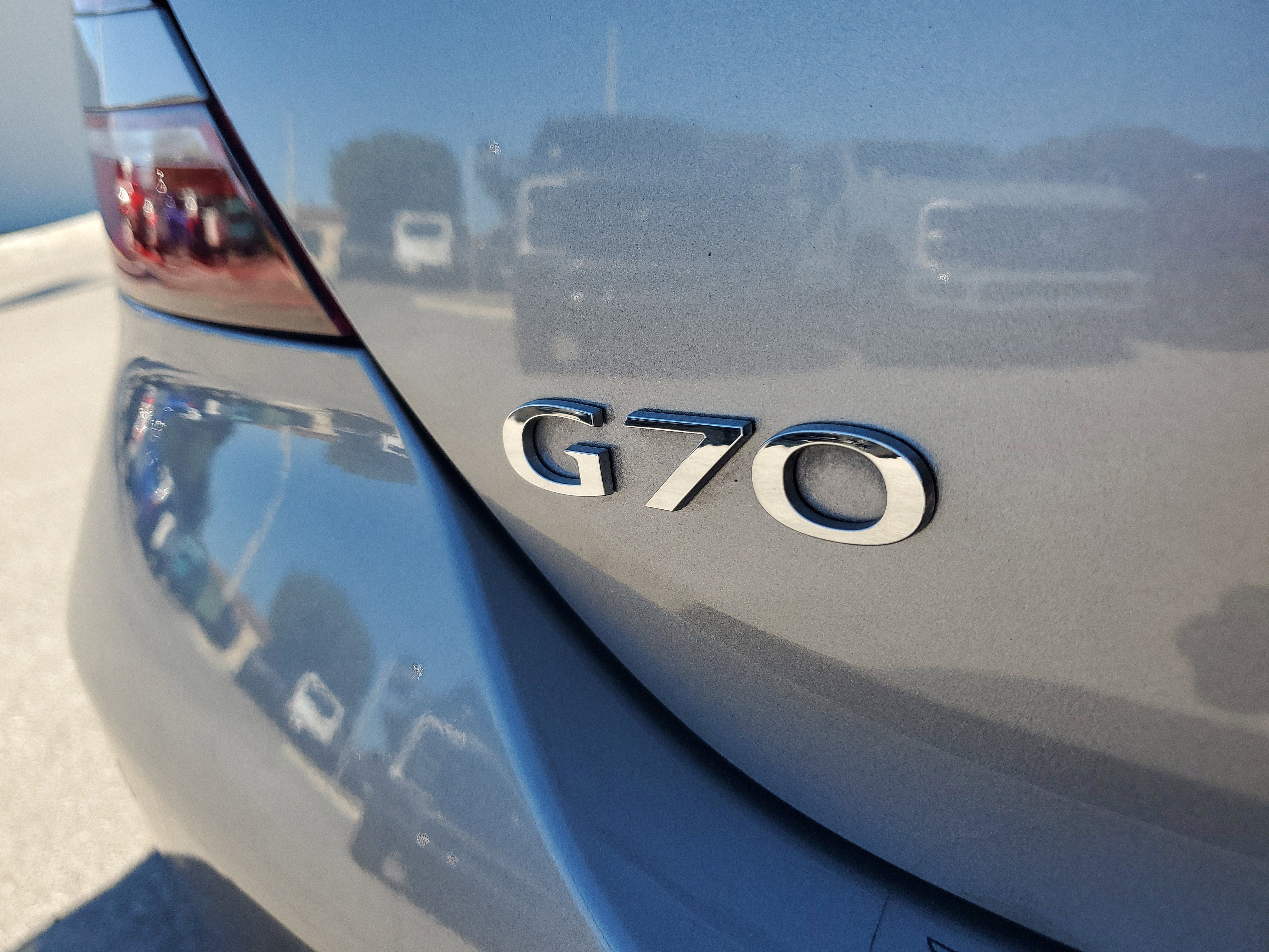 2024 Genesis G70 2.5T
