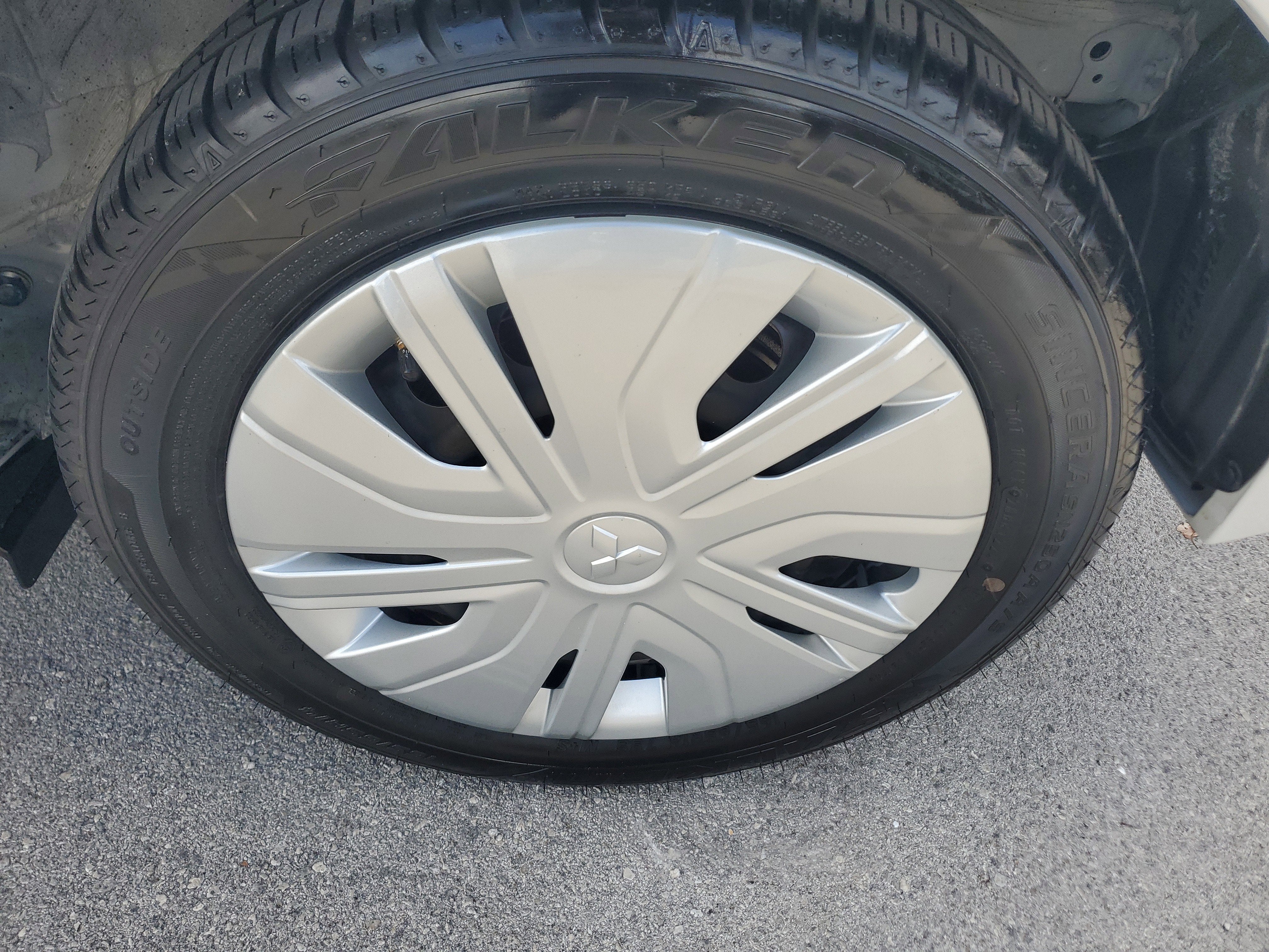 2024 Mitsubishi Mirage ES