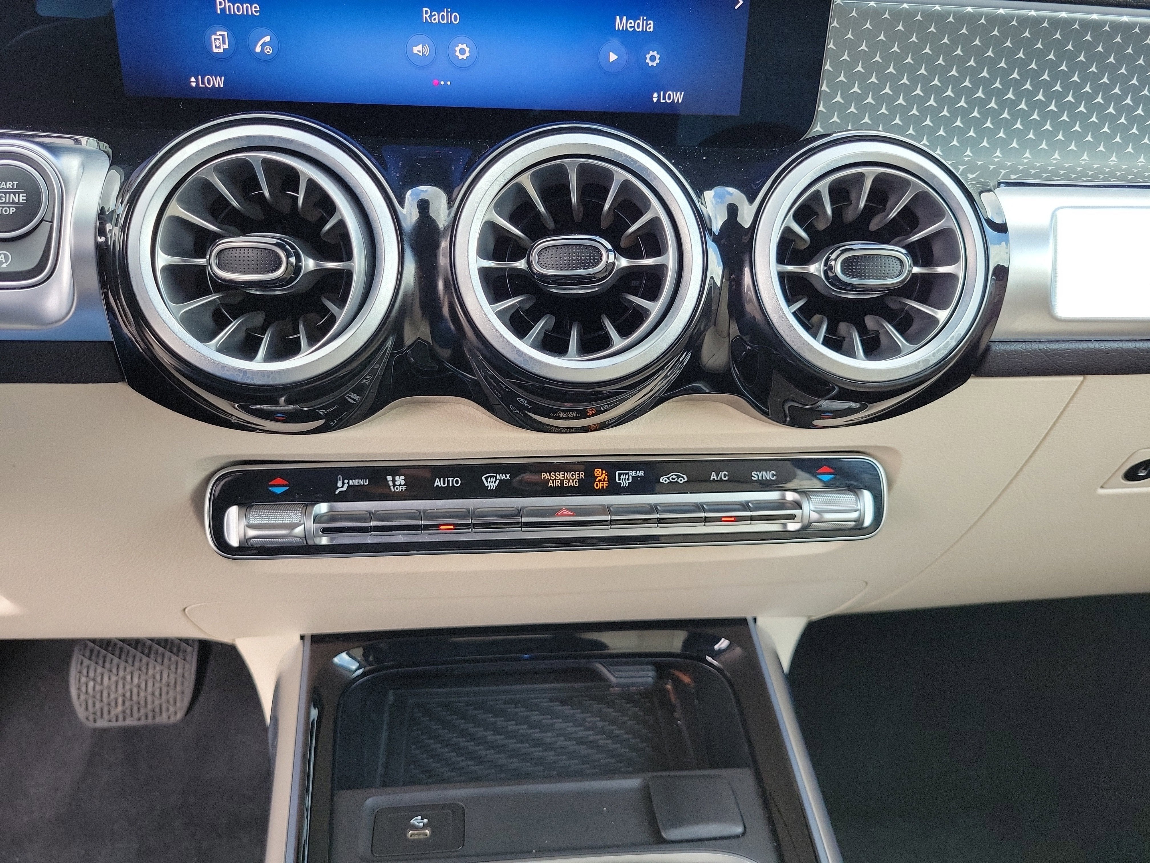 2025 Mercedes-Benz GLB GLB 250