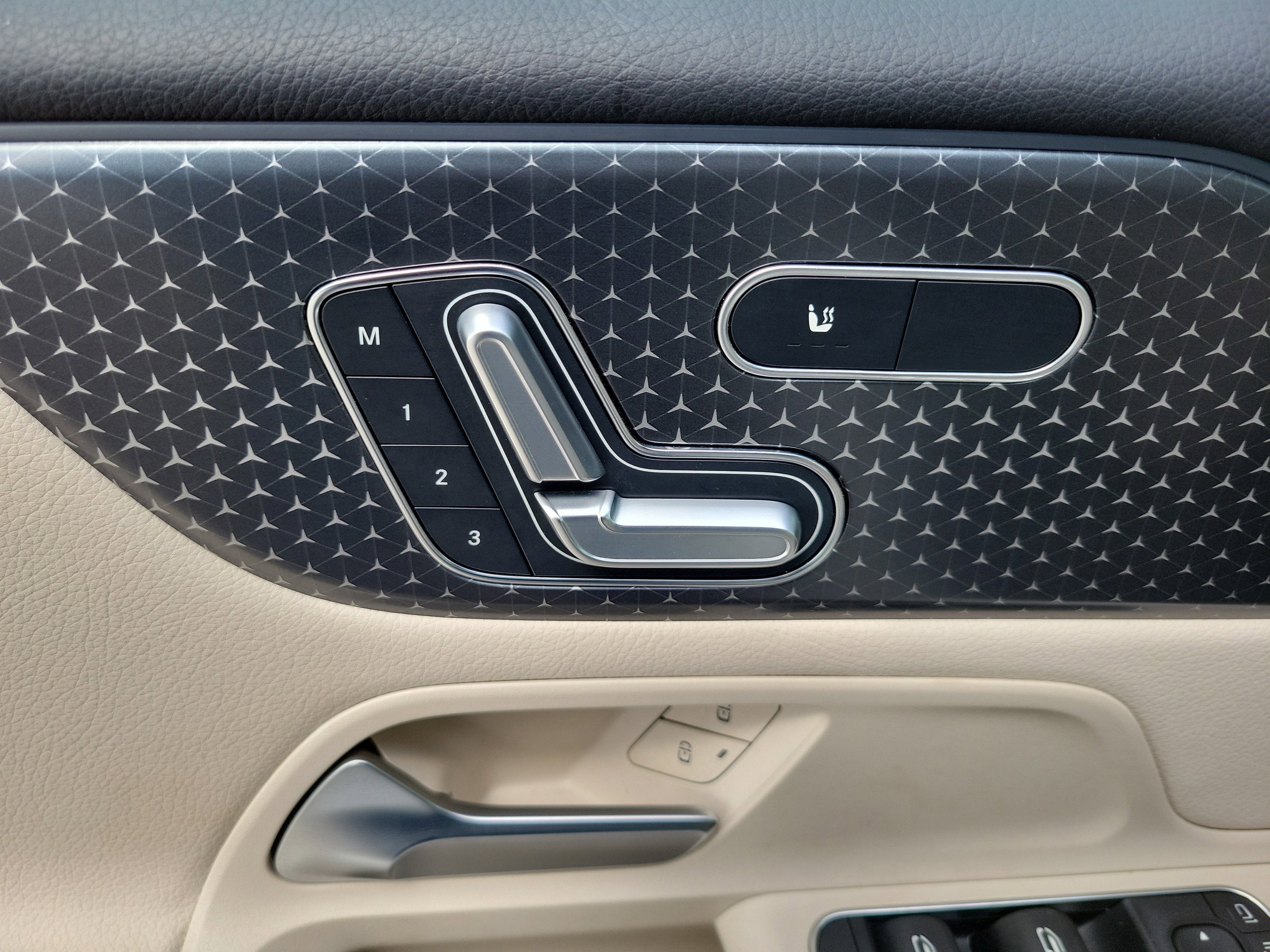 2025 Mercedes-Benz GLB GLB 250