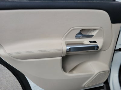 2025 Mercedes-Benz GLB GLB 250