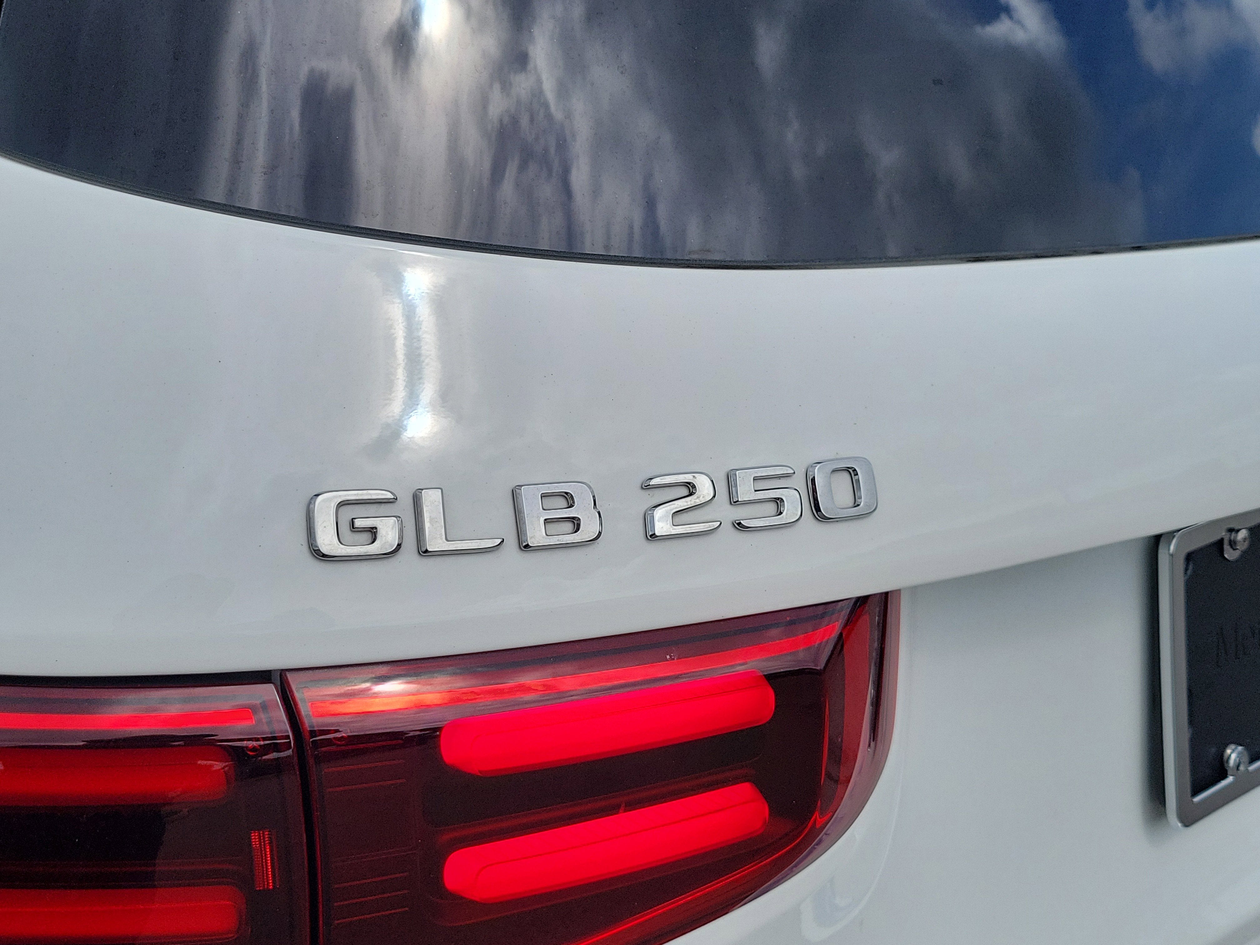 2025 Mercedes-Benz GLB GLB 250