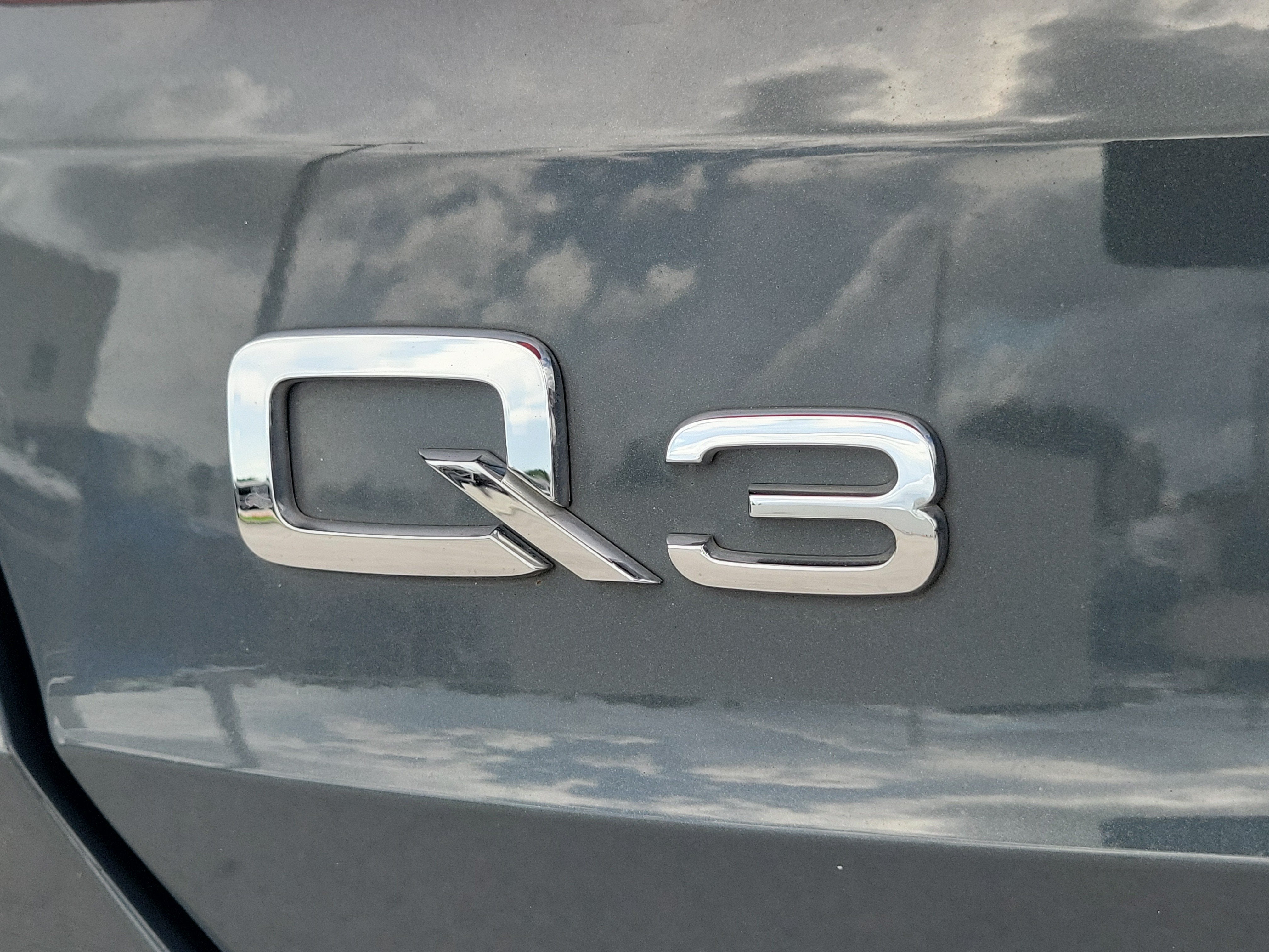 2019 Audi Q3 Premium