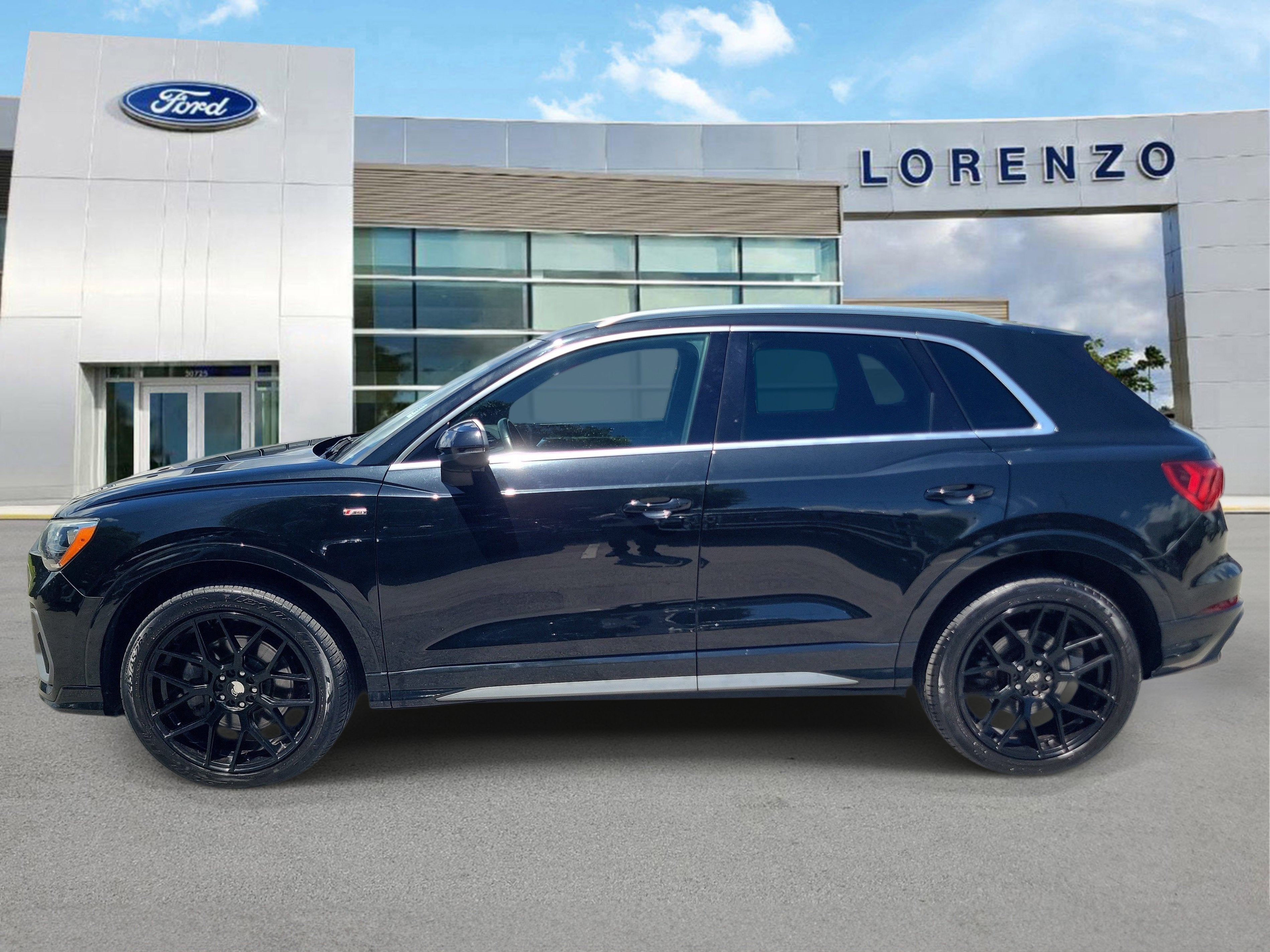 2020 Audi Q3 S line Premium