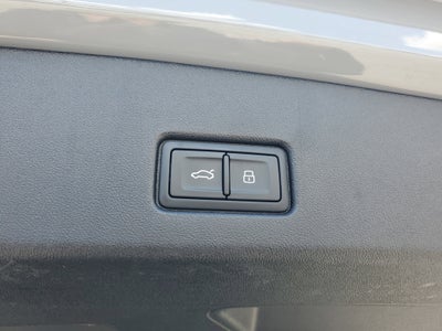2024 Audi Q4 e-tron Premium Plus