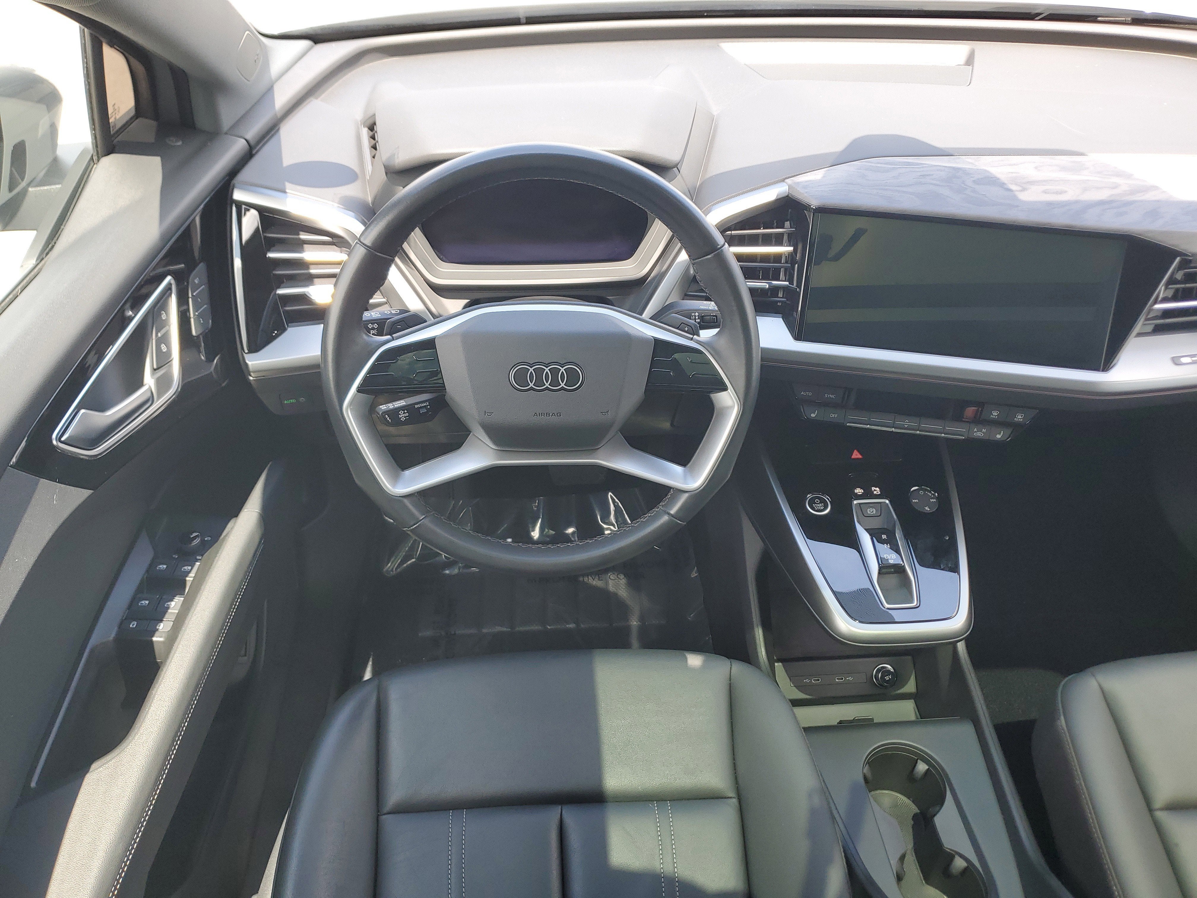 2024 Audi Q4 e-tron Premium Plus