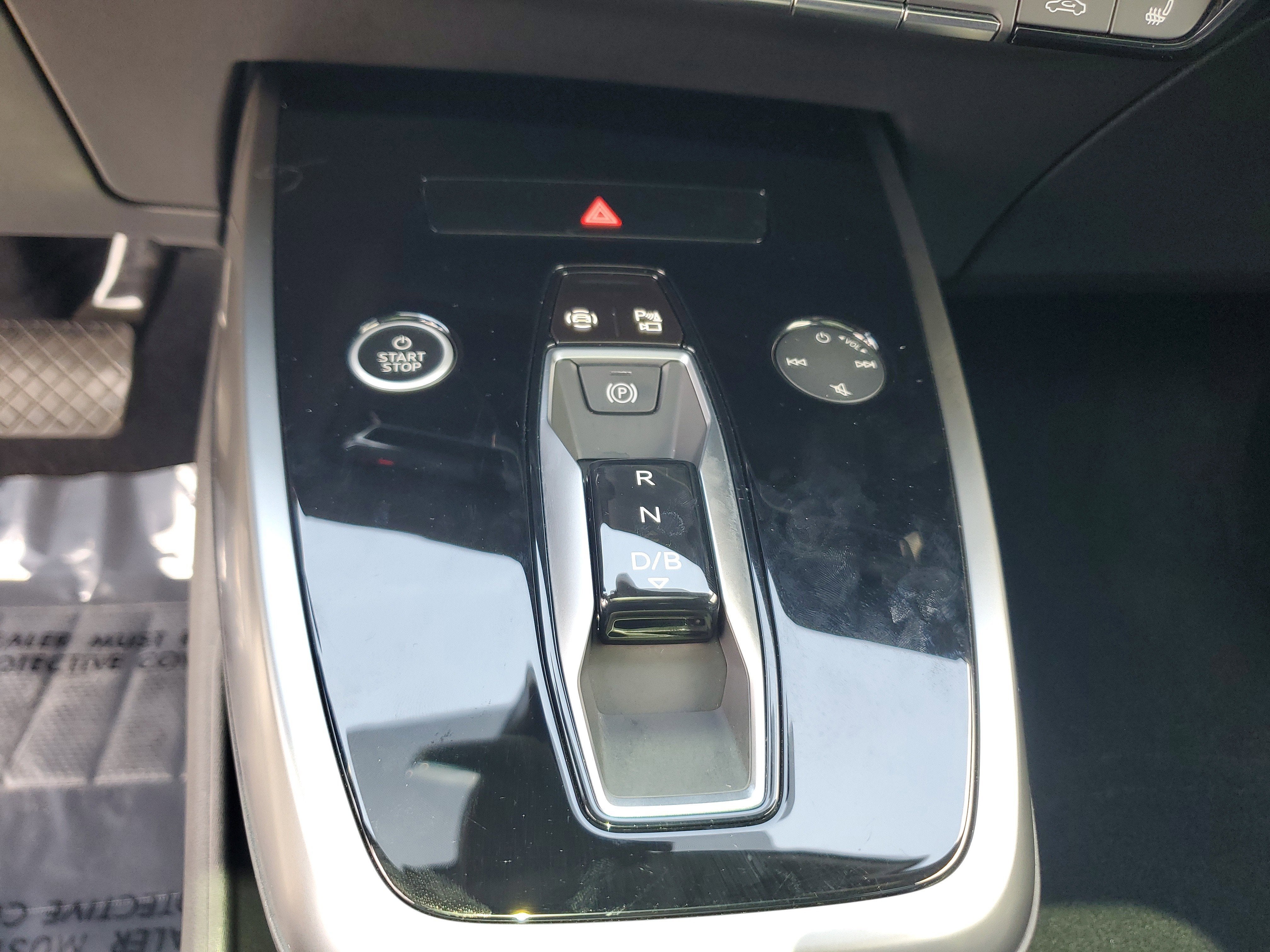 2024 Audi Q4 e-tron Premium Plus