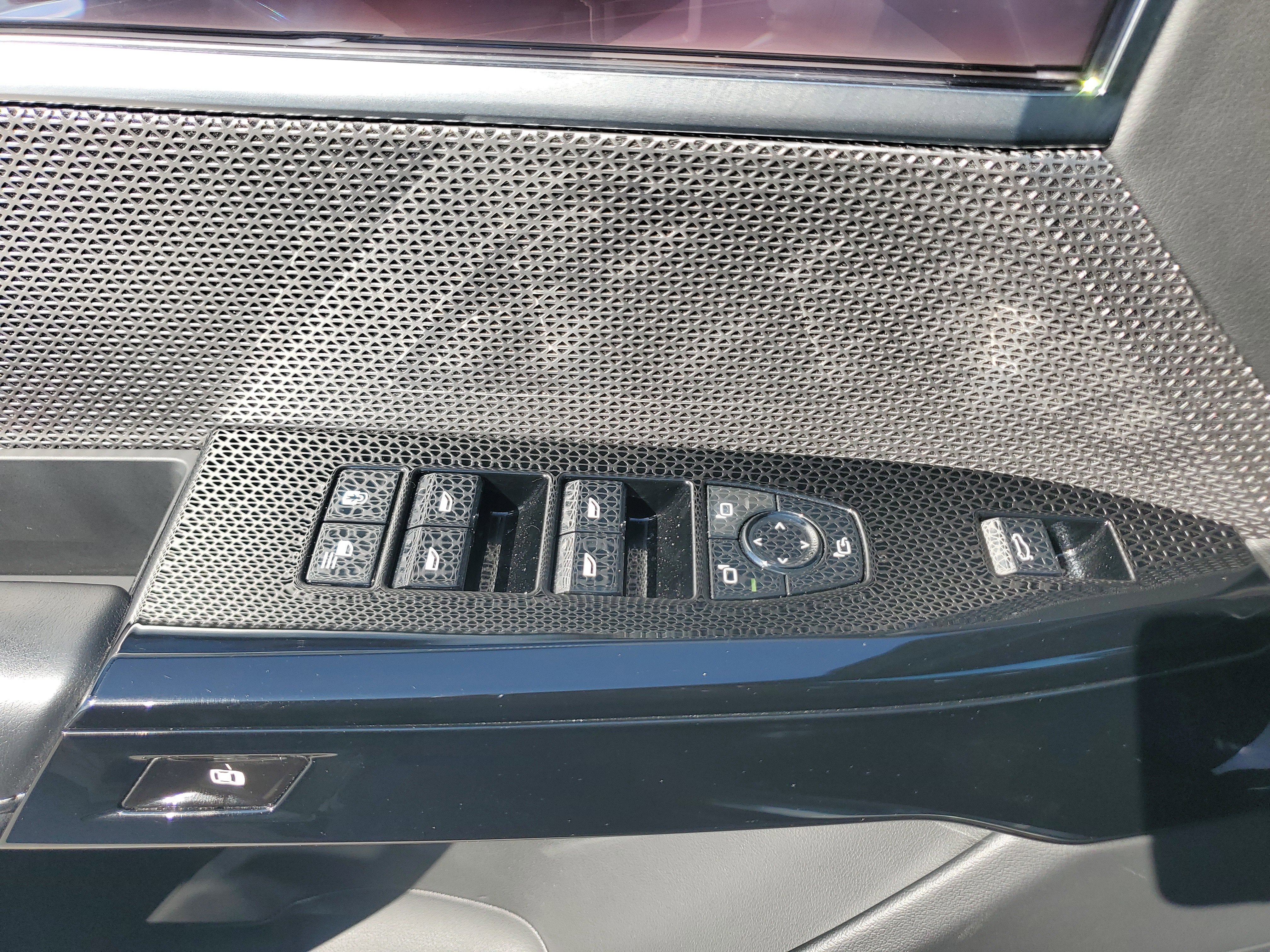 2024 BMW 7 Series 740i