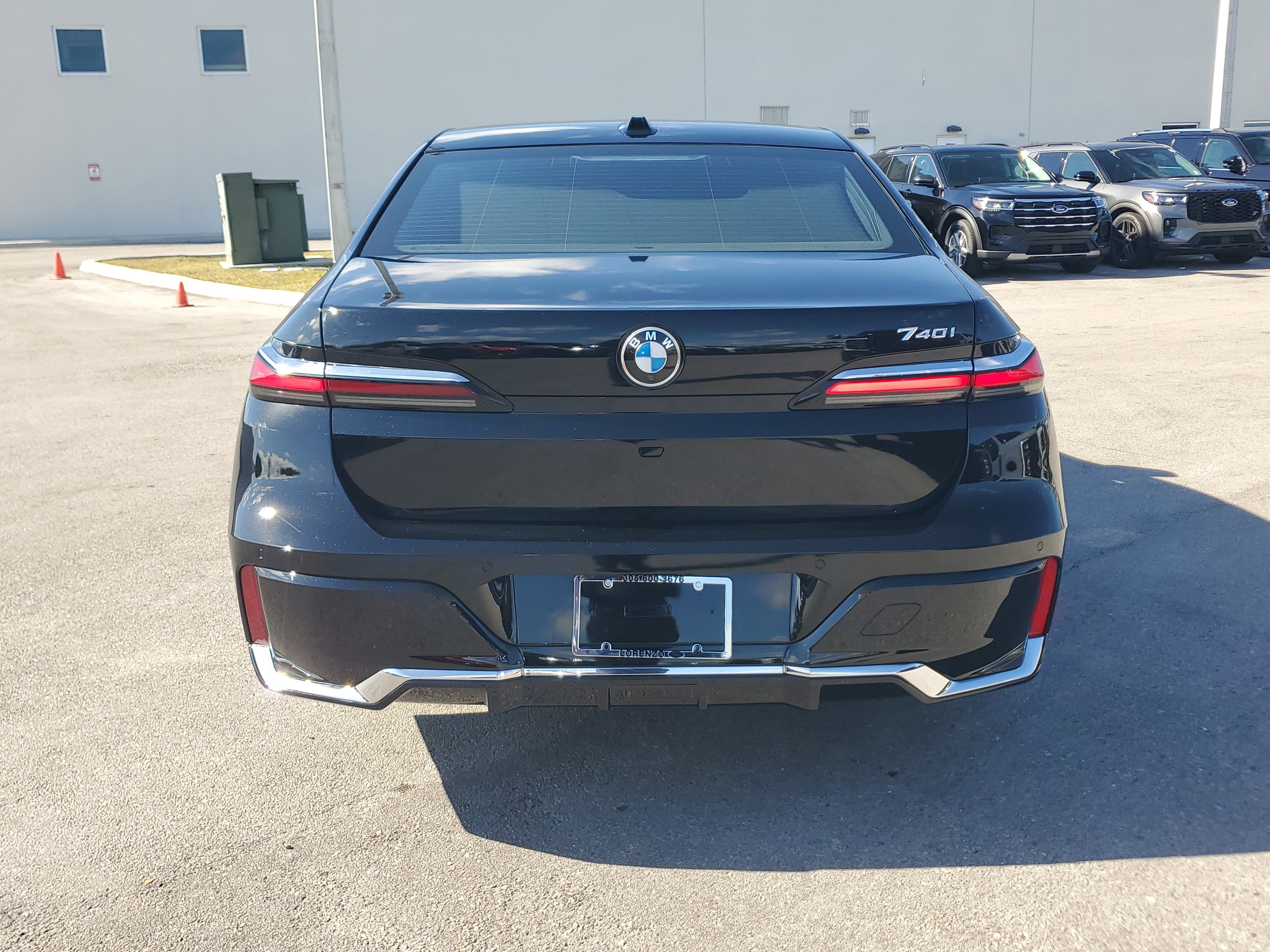 2024 BMW 7 Series 740i