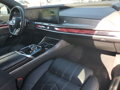 2024 BMW 7 Series 740i