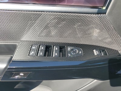 2024 BMW 7 Series 740i