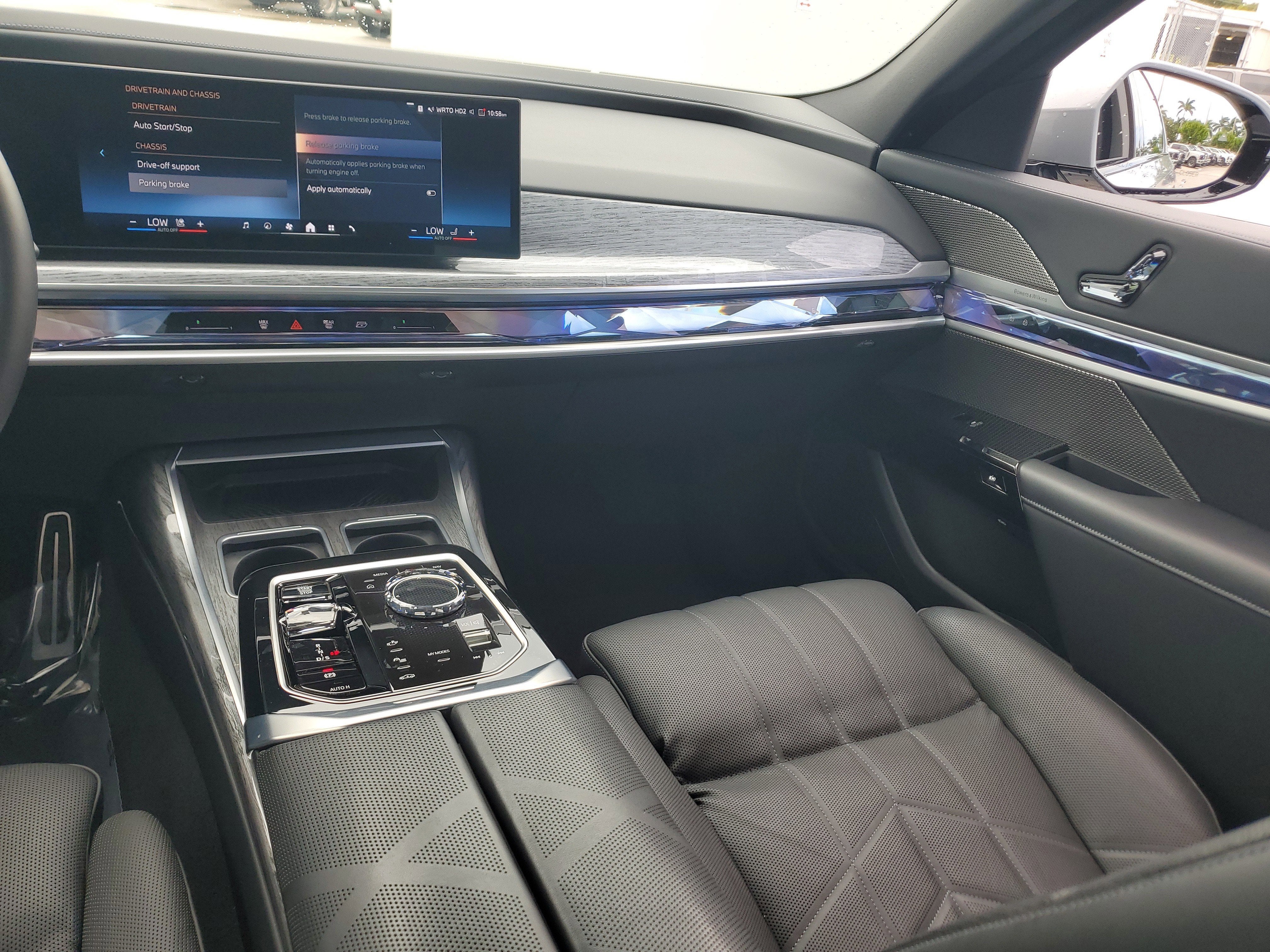 2024 BMW 7 Series 740i xDrive