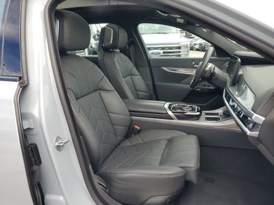 2024 BMW 7 Series 740i xDrive