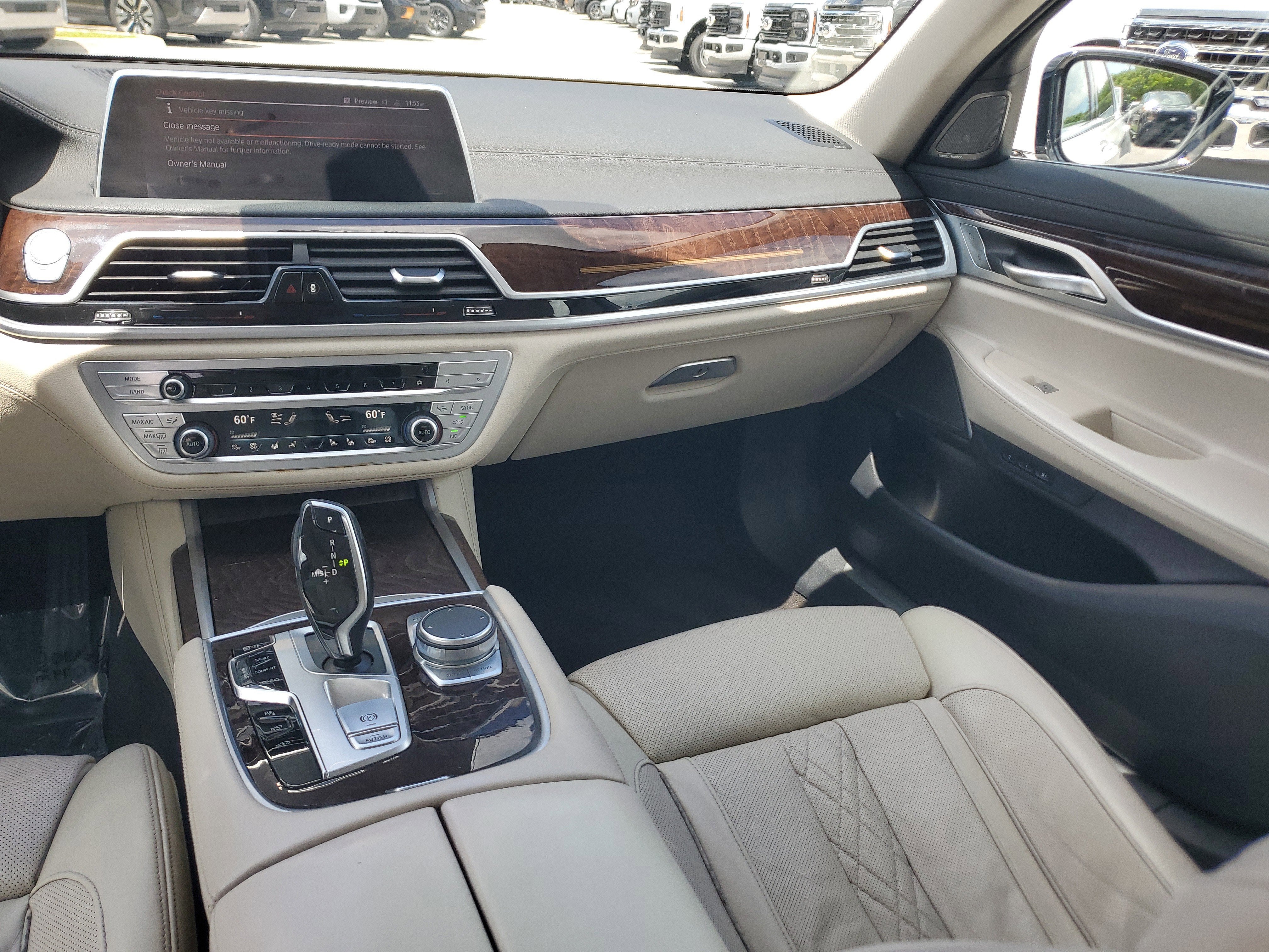 2022 BMW 7 Series 740i