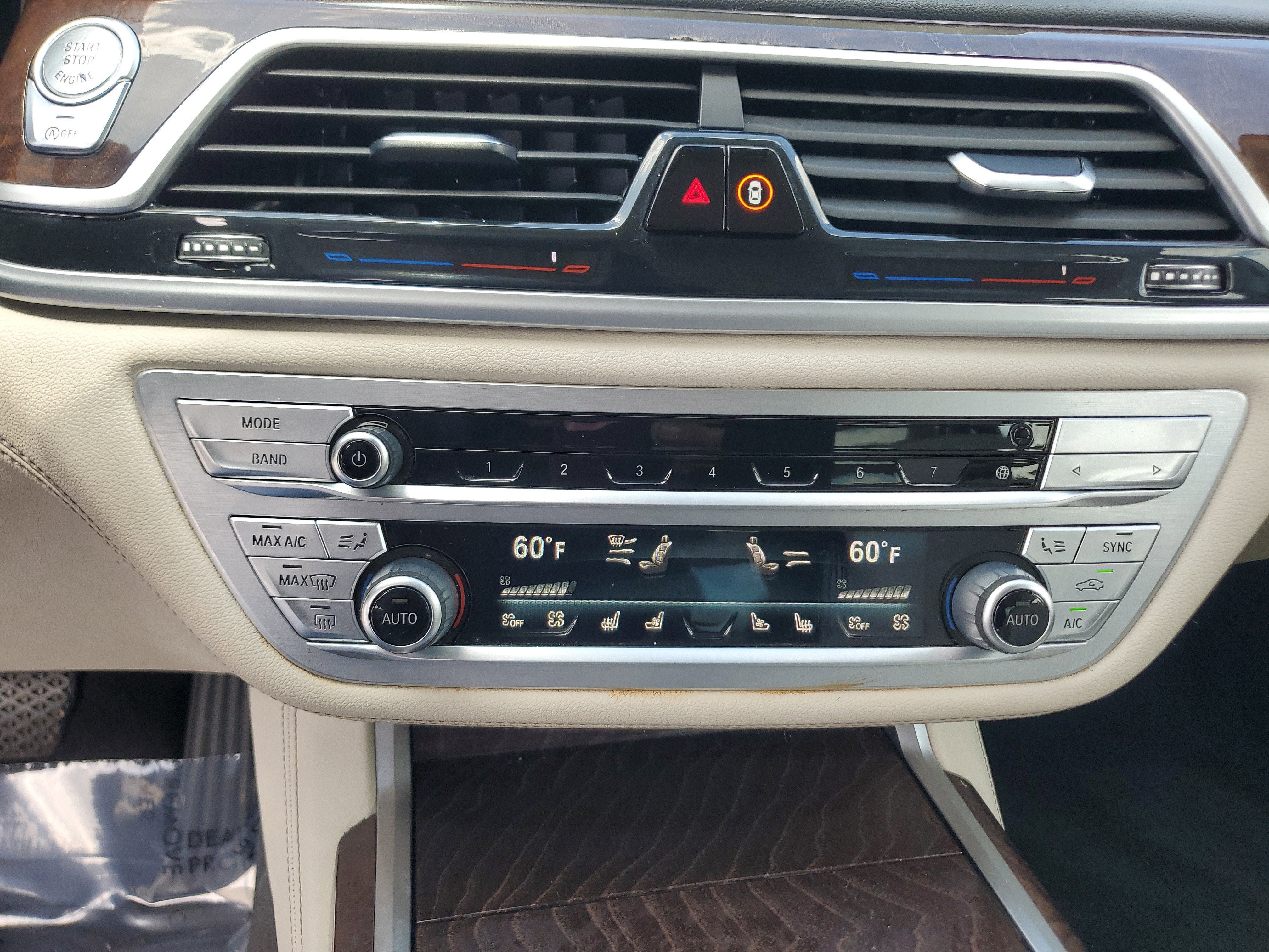 2022 BMW 7 Series 740i