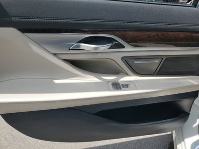 2022 BMW 7 Series 740i