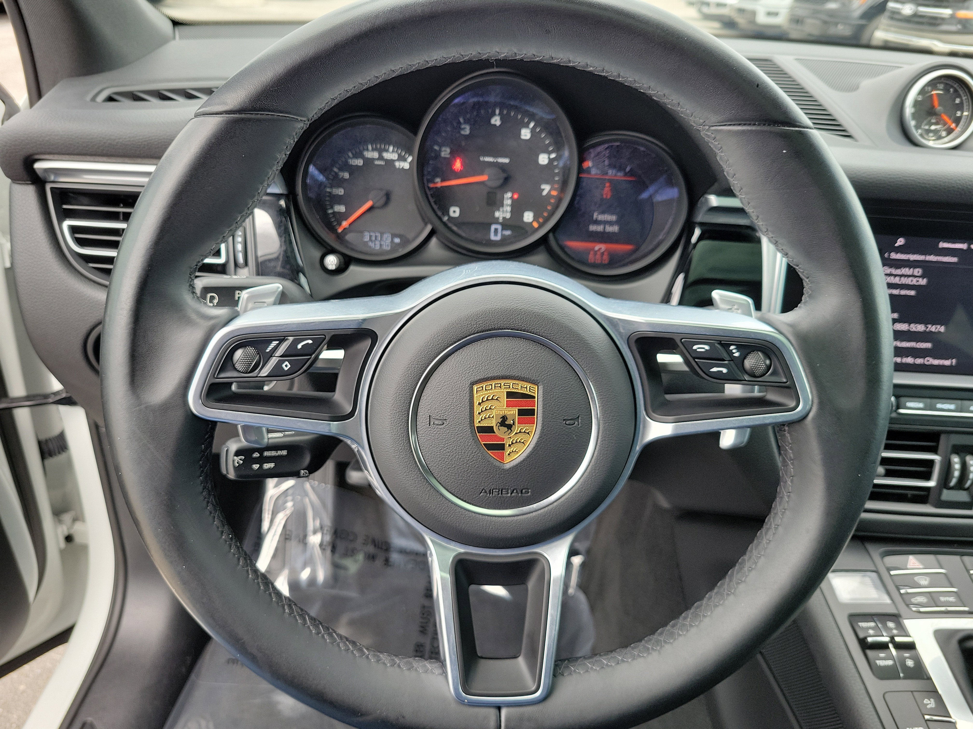 2021 Porsche Macan Base