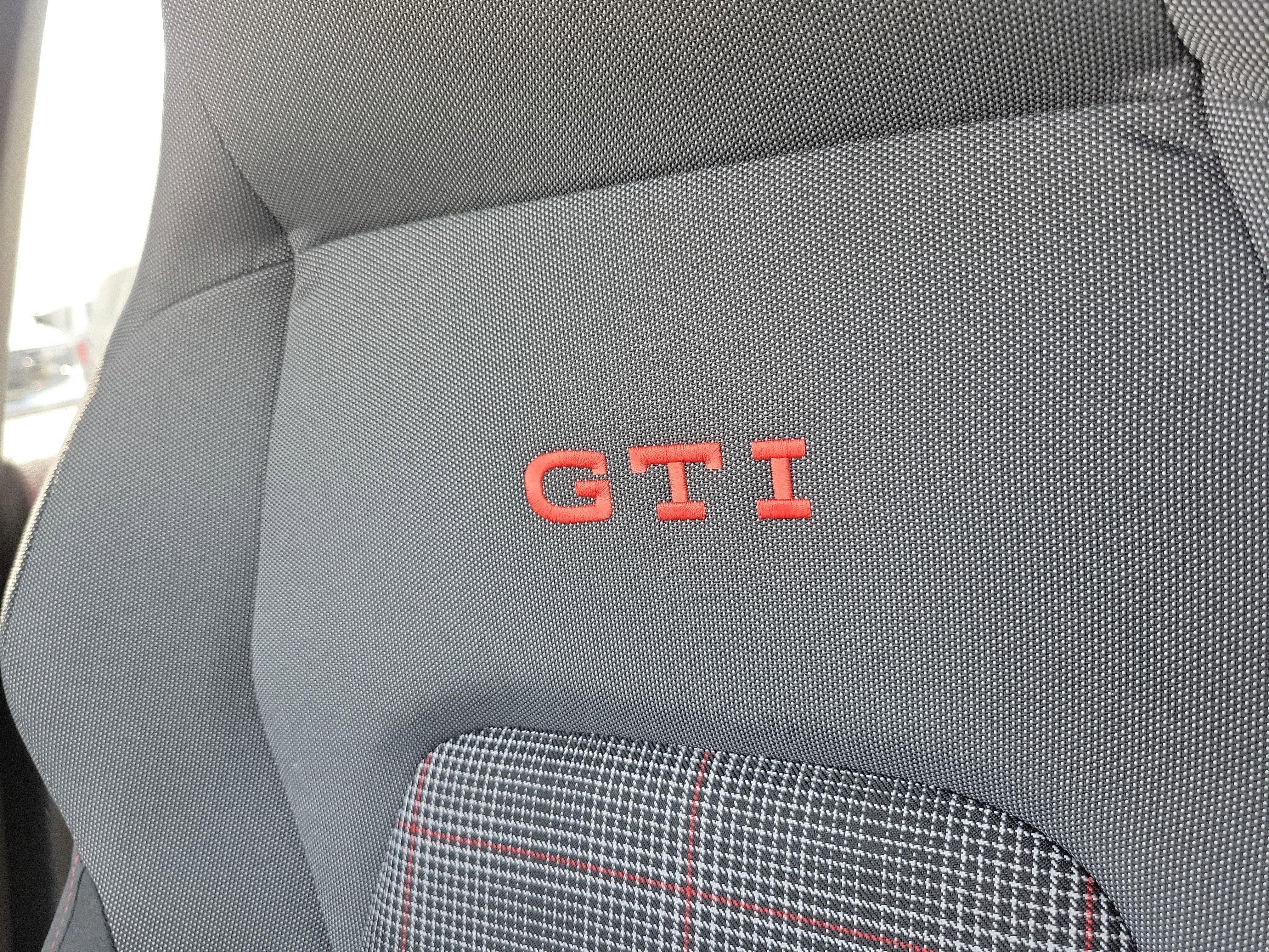 2023 Volkswagen Golf GTI S