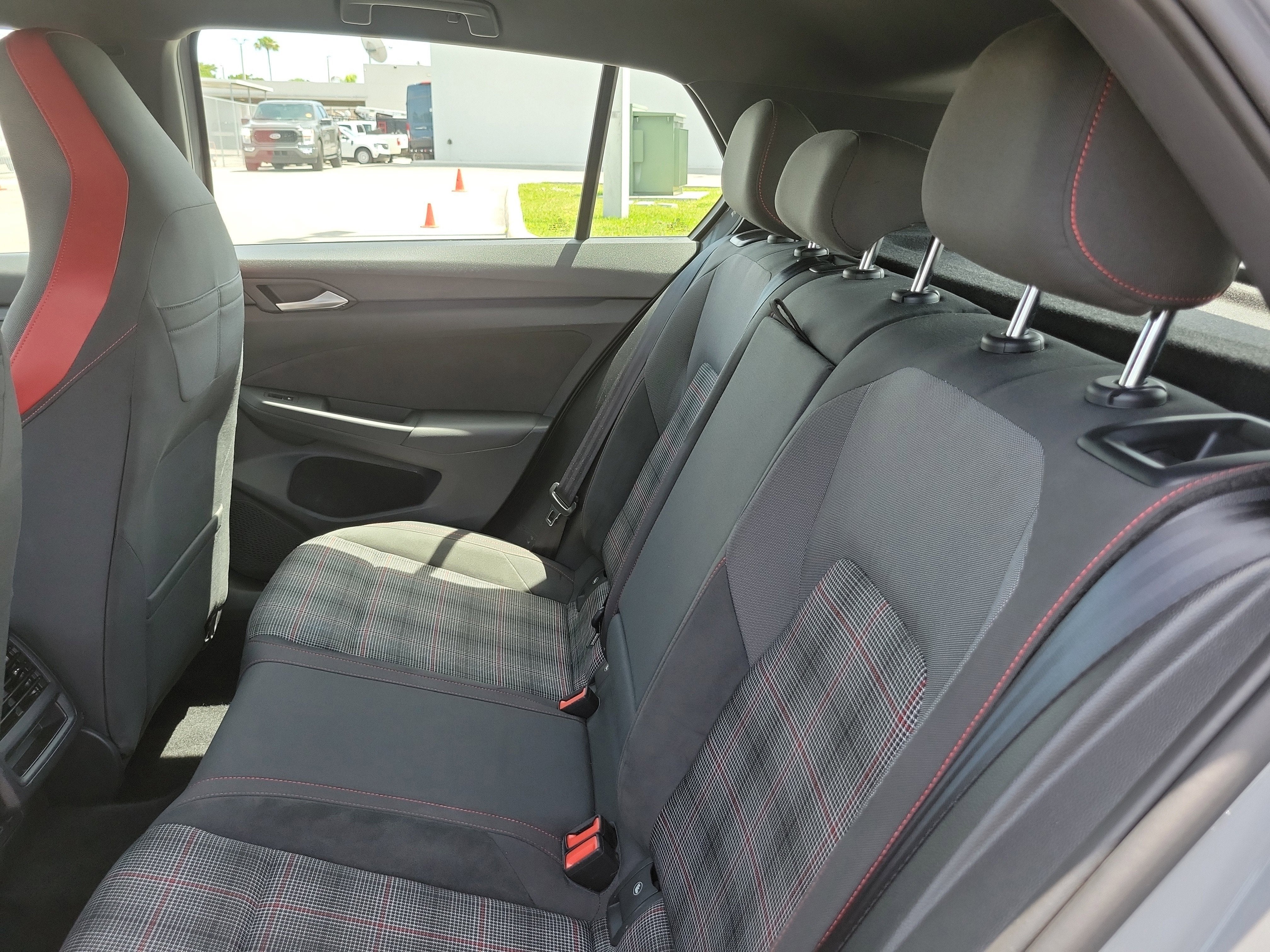2023 Volkswagen Golf GTI S