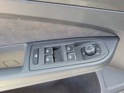 2023 Volkswagen Golf GTI S