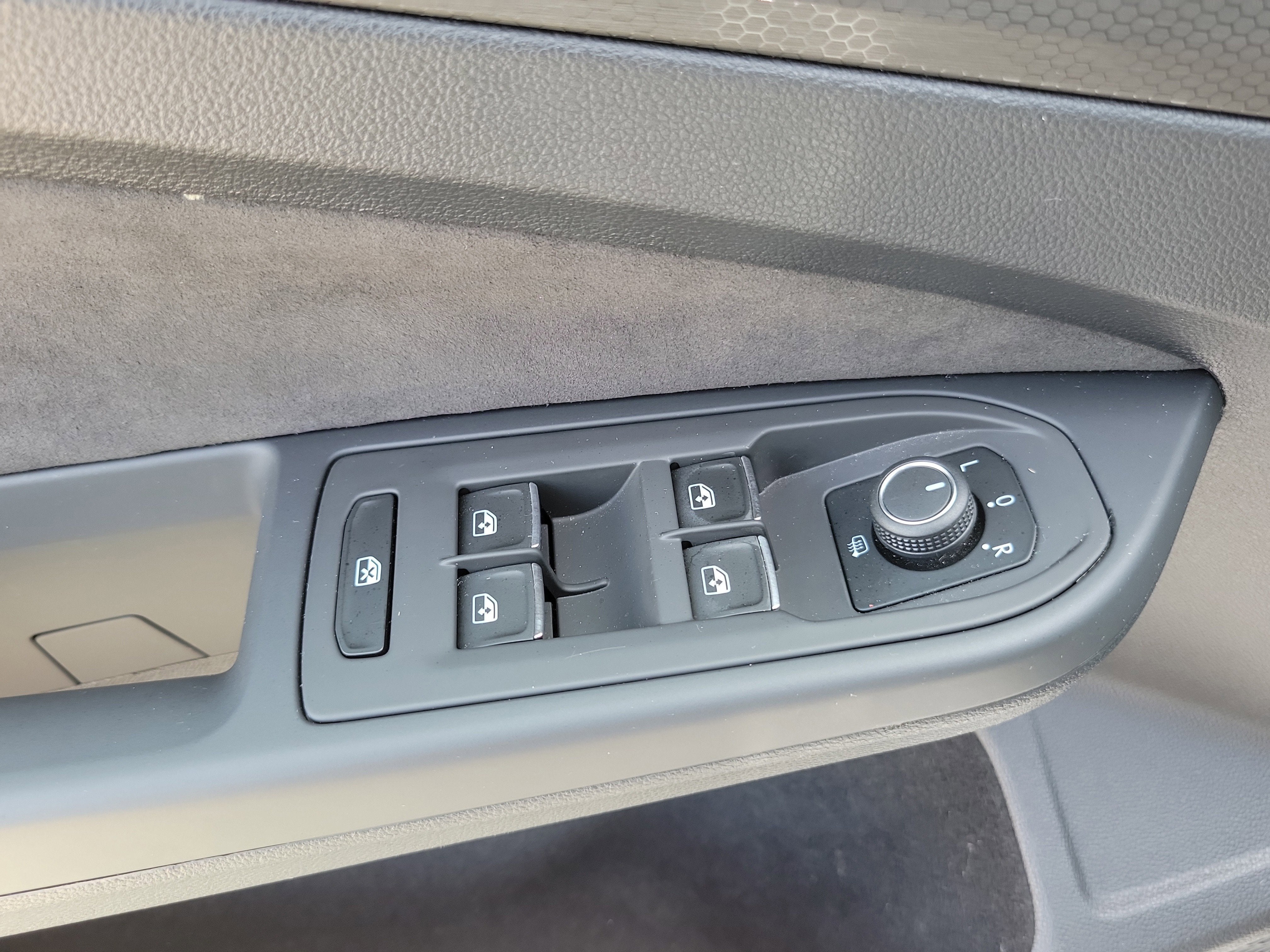 2023 Volkswagen Golf GTI S