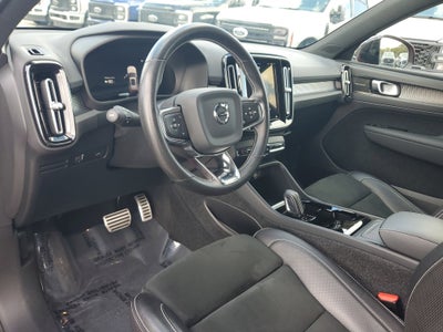 2021 Volvo XC40 P8