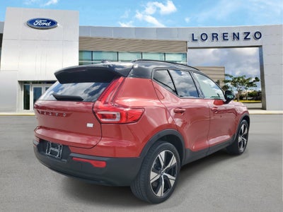 2021 Volvo XC40 P8