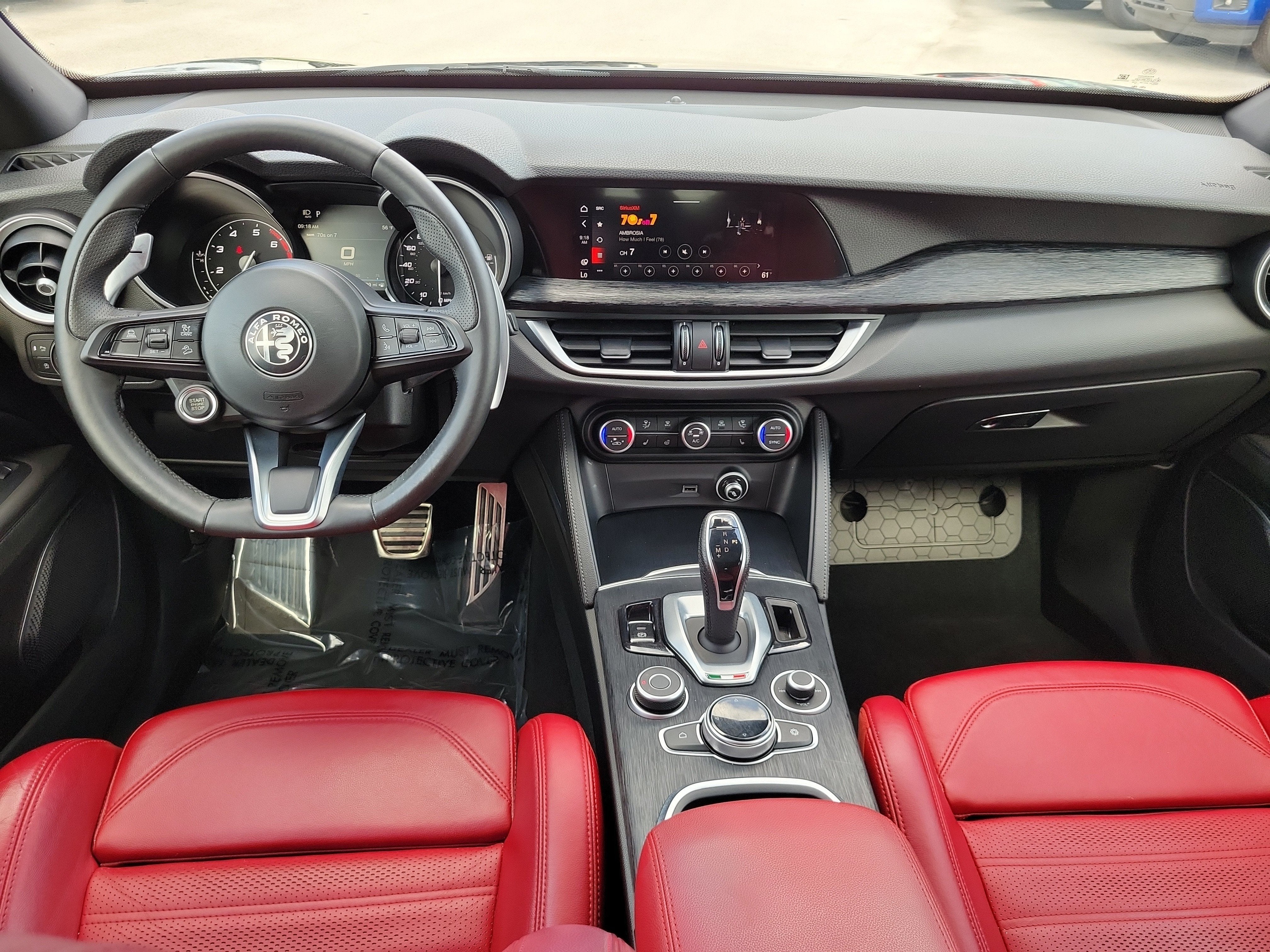 2023 Alfa Romeo Stelvio Sprint