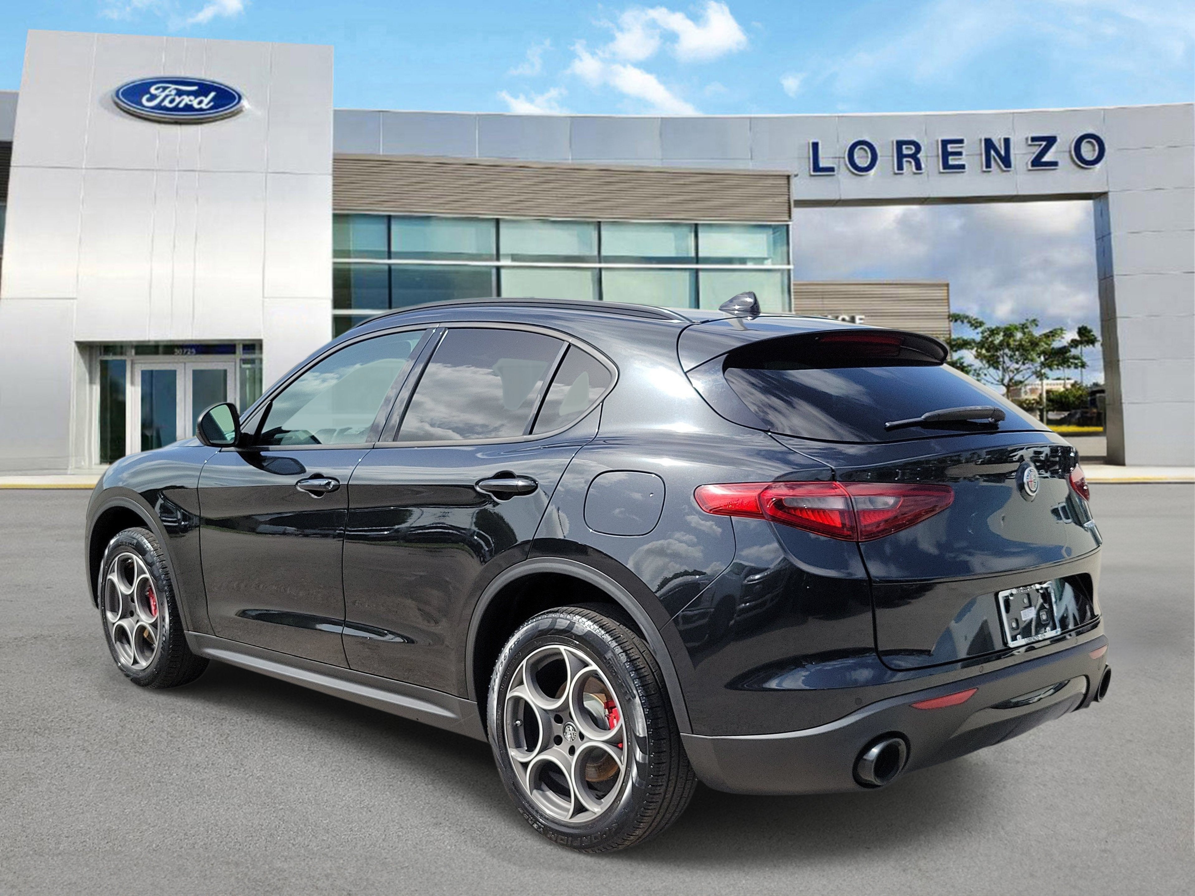 2023 Alfa Romeo Stelvio Sprint