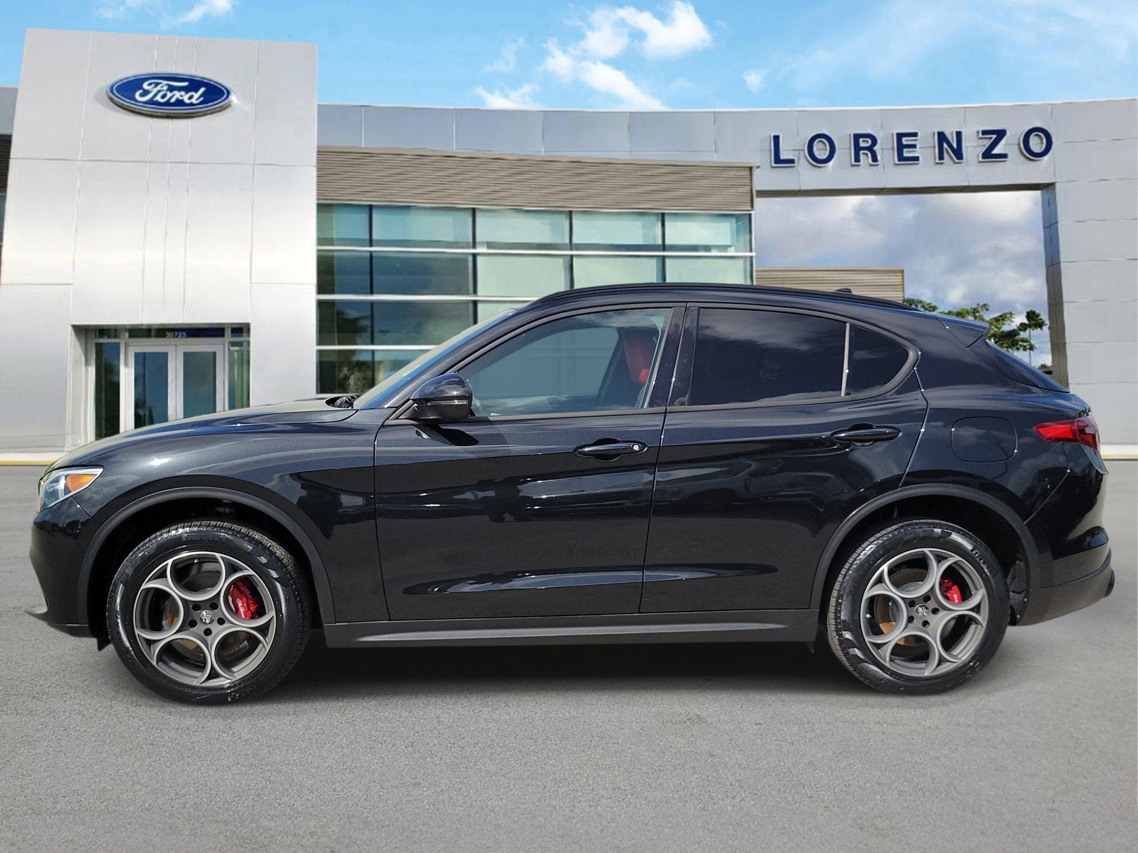 2023 Alfa Romeo Stelvio Sprint