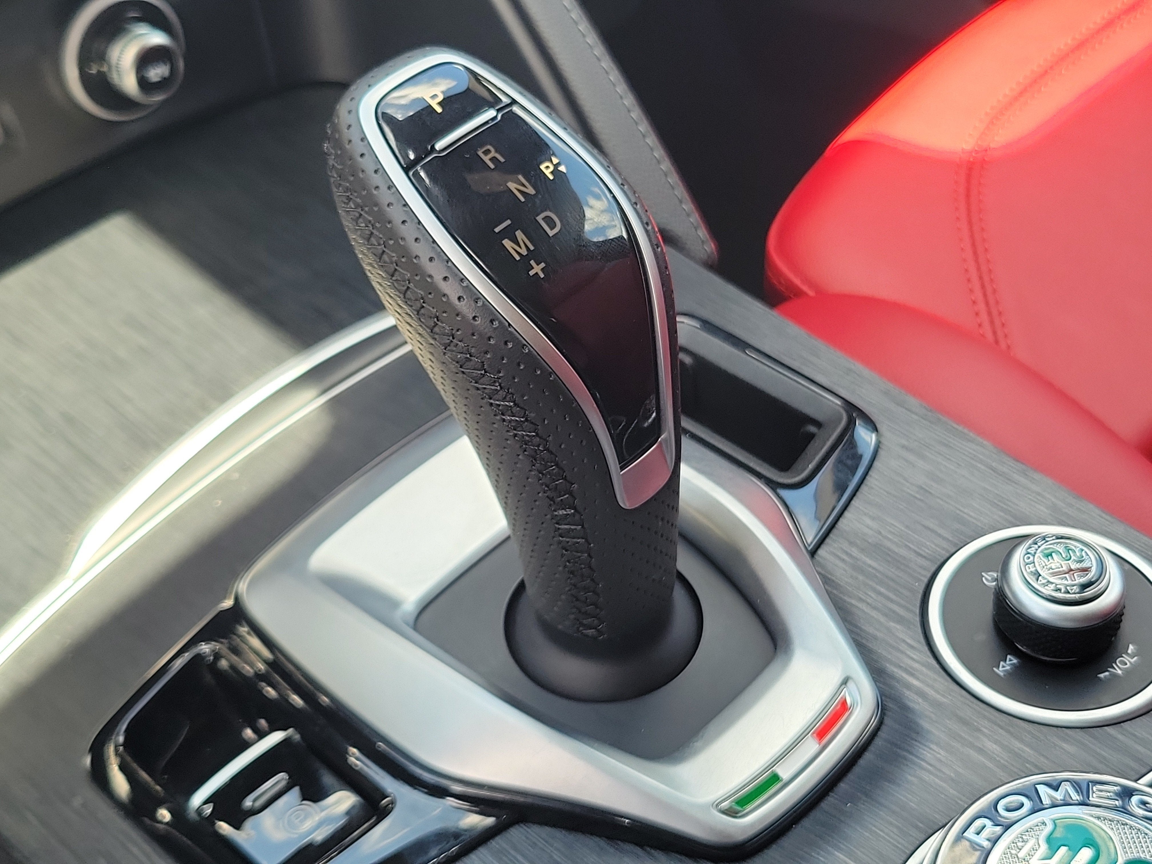2023 Alfa Romeo Stelvio Sprint