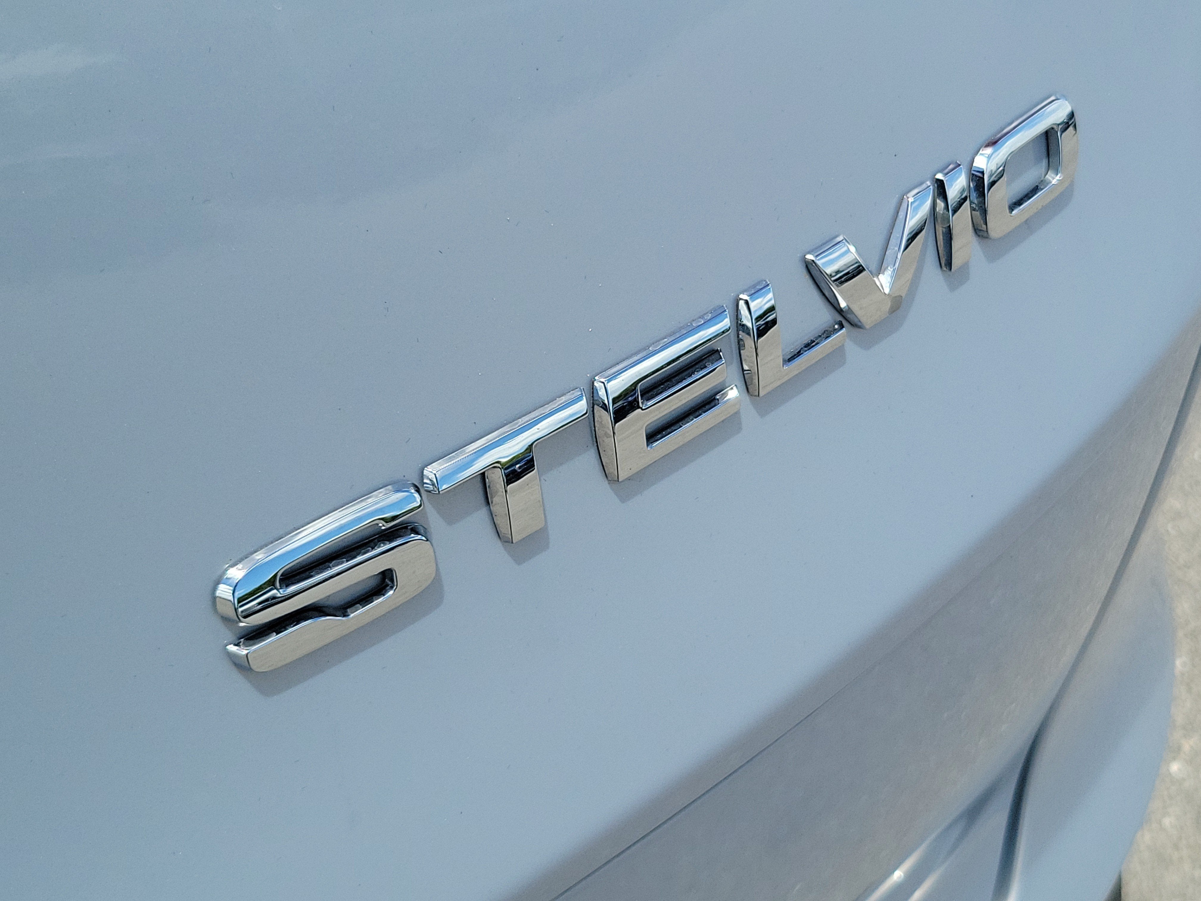 2023 Alfa Romeo Stelvio Sprint