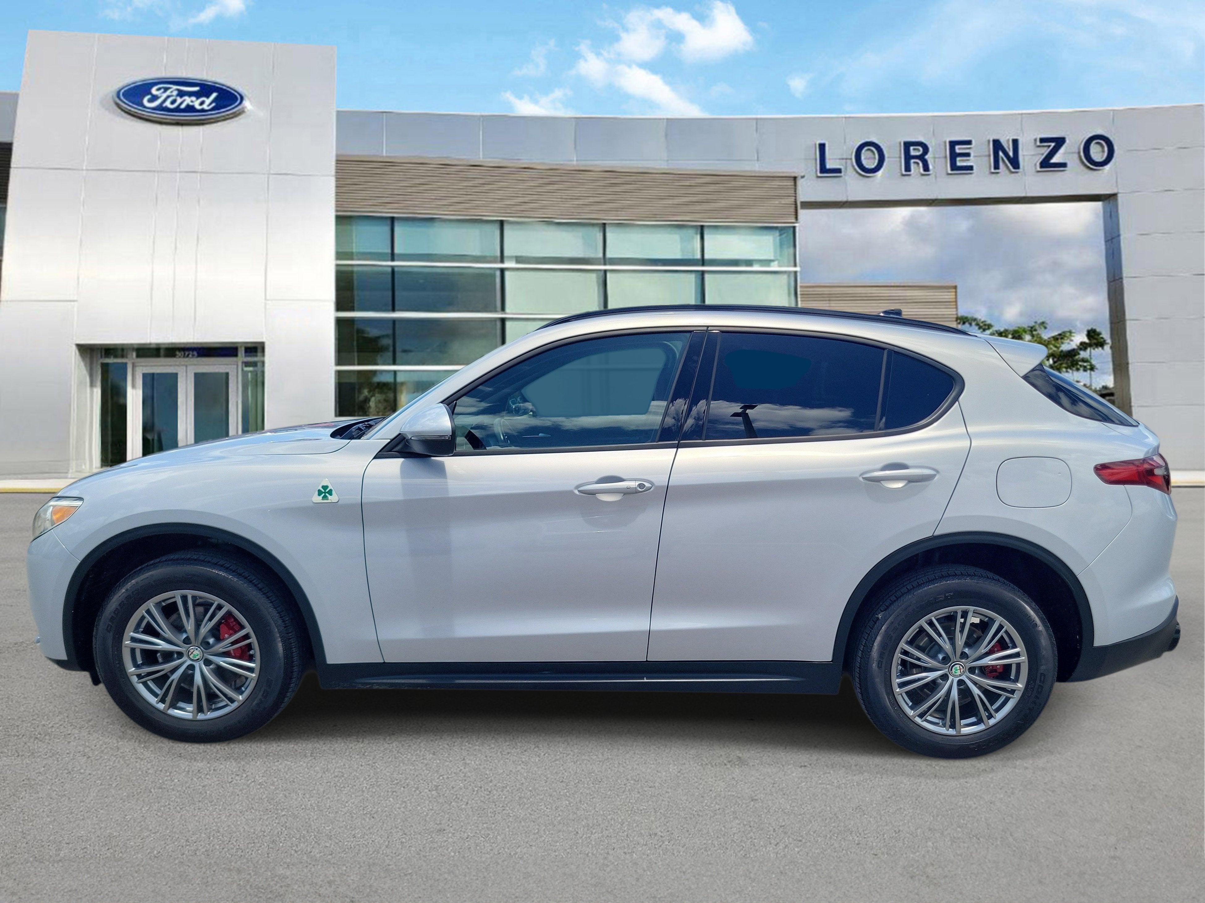 2023 Alfa Romeo Stelvio Sprint