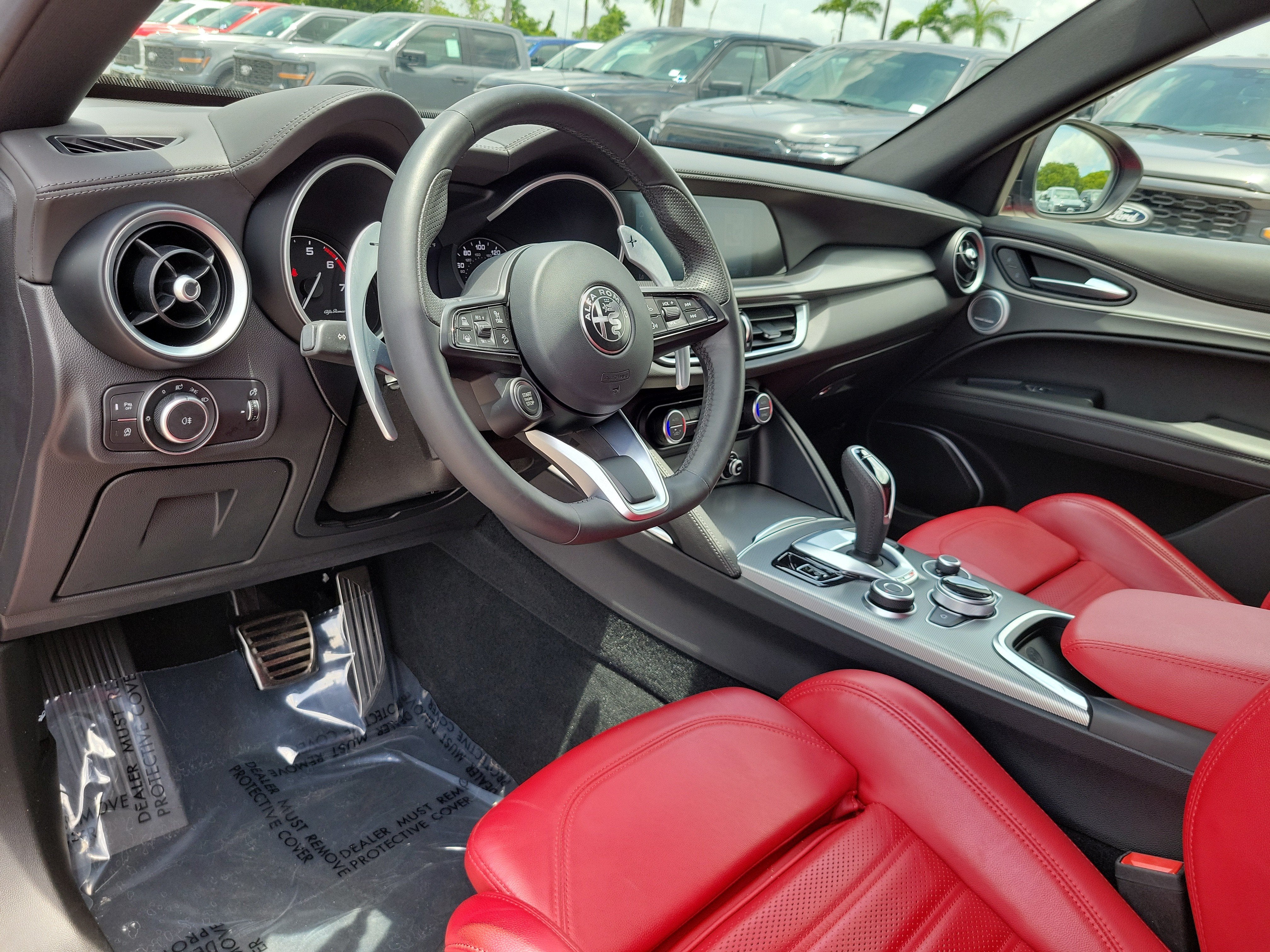 2022 Alfa Romeo Stelvio Veloce 4WD